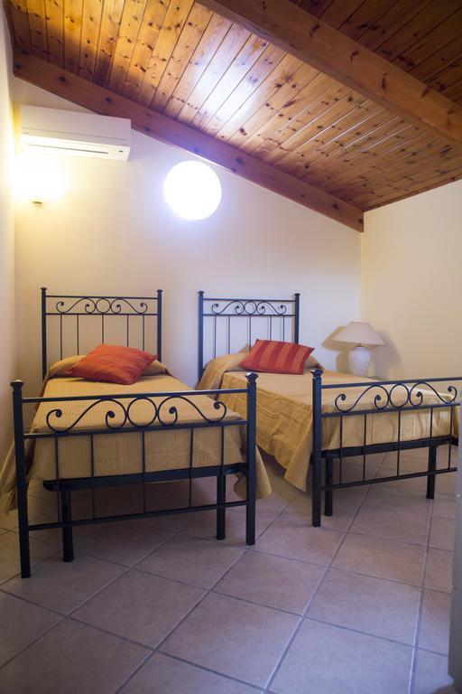 Appartamento Villa Degli Ulivi Sant'Agnello Zimmer foto